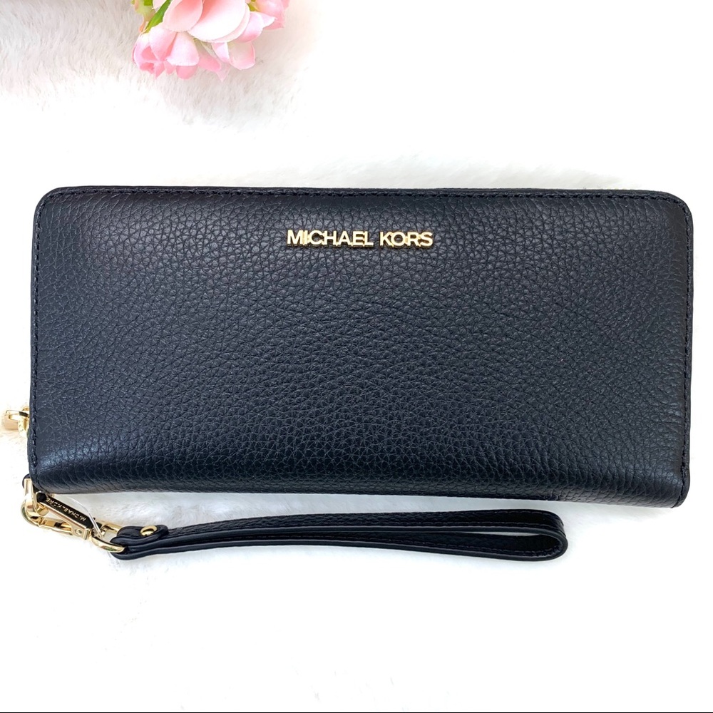 Michael Kors Jet Set Travel Wristlet